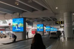 10 Màn hình LED Khu Vực Đón Taxi - Sảnh Đến T1